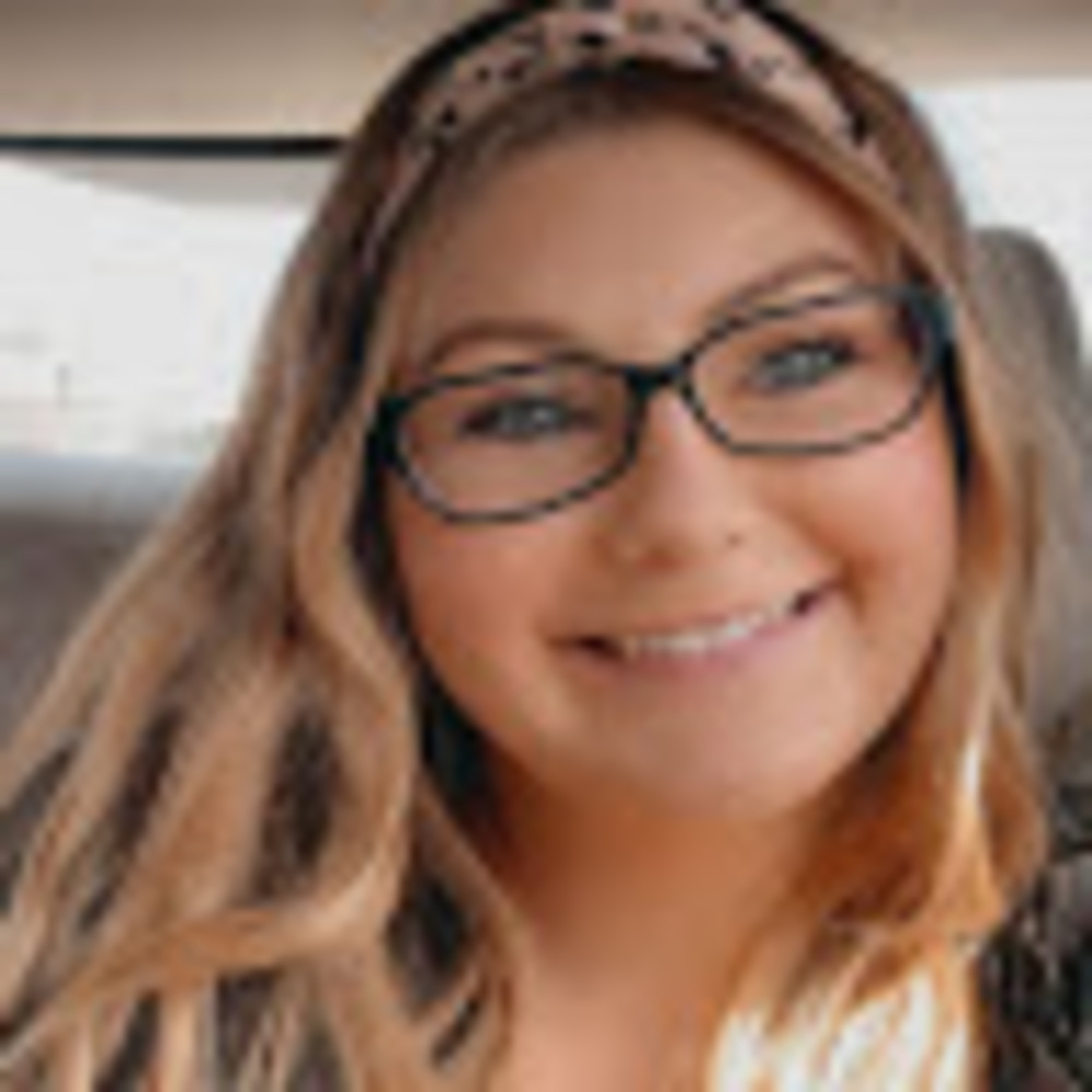 Meet your Posher, Kaitlyn